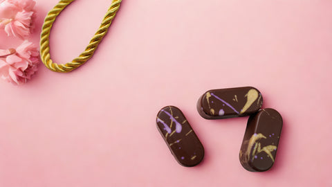 Kunafa Pistachio Dark Chocolate Bites (4 bite-sized pieces)