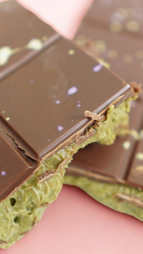 Kunafa Pistachio Milk Chocolate Bar 200g